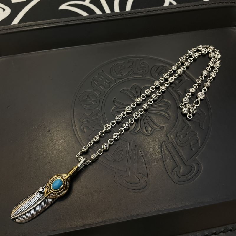 Ch*0me He**ts necklaces